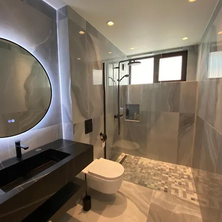 Luxurious House Sarafovo 布尔加斯